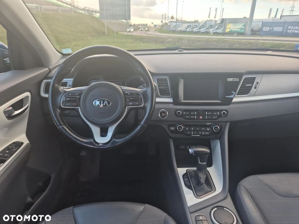 Kia Niro 1.6 GDI Hybrid L - 11