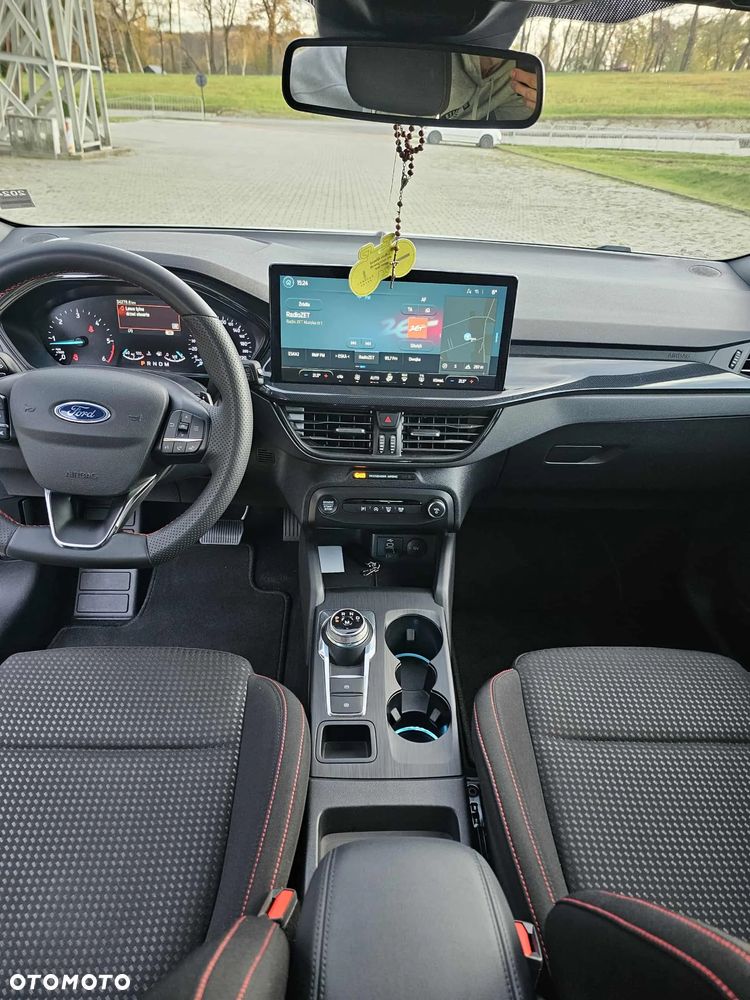 Ford Focus 1.5 EcoBlue Start-Stopp-System ST-LINE - 16