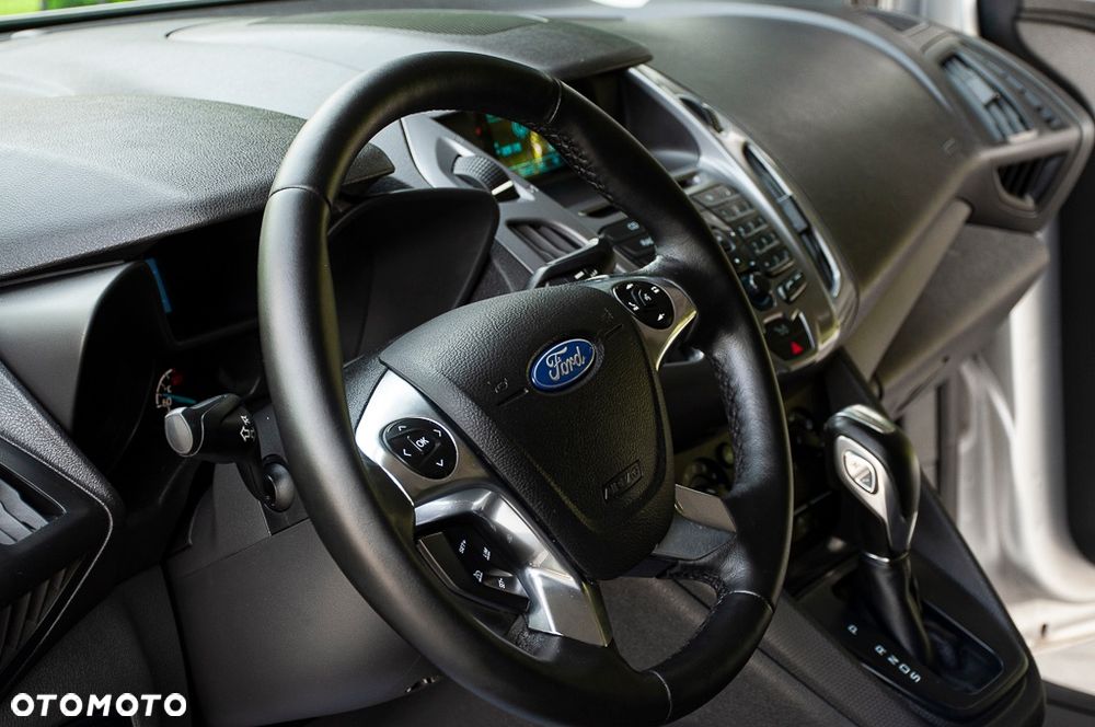 Ford Transit Connect - 19