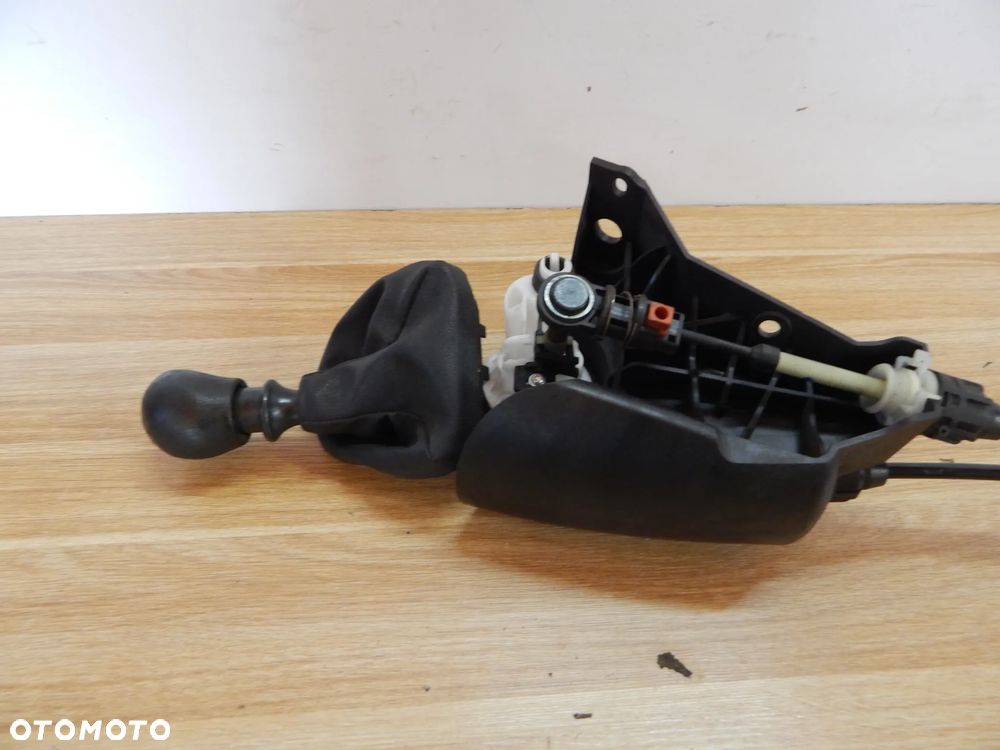 Wybierak lewarek linki zmiany biegów 2.3 dci Master III Movano NV400 14-20 Łuków części - 2