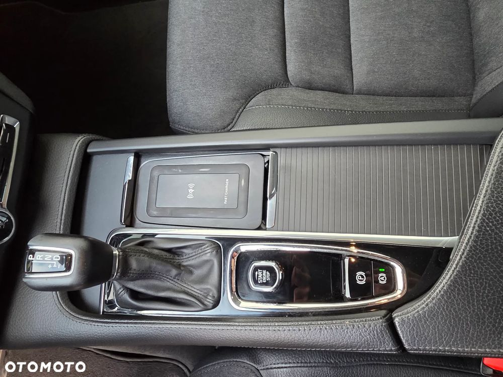 Volvo S90 D4 Momentum - 11