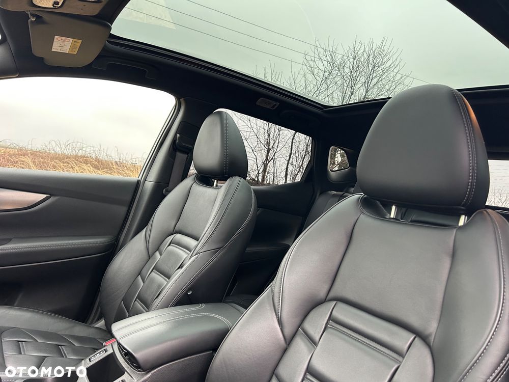 Nissan Qashqai 1.3 DIG-T DCT TEKNA+ - 23