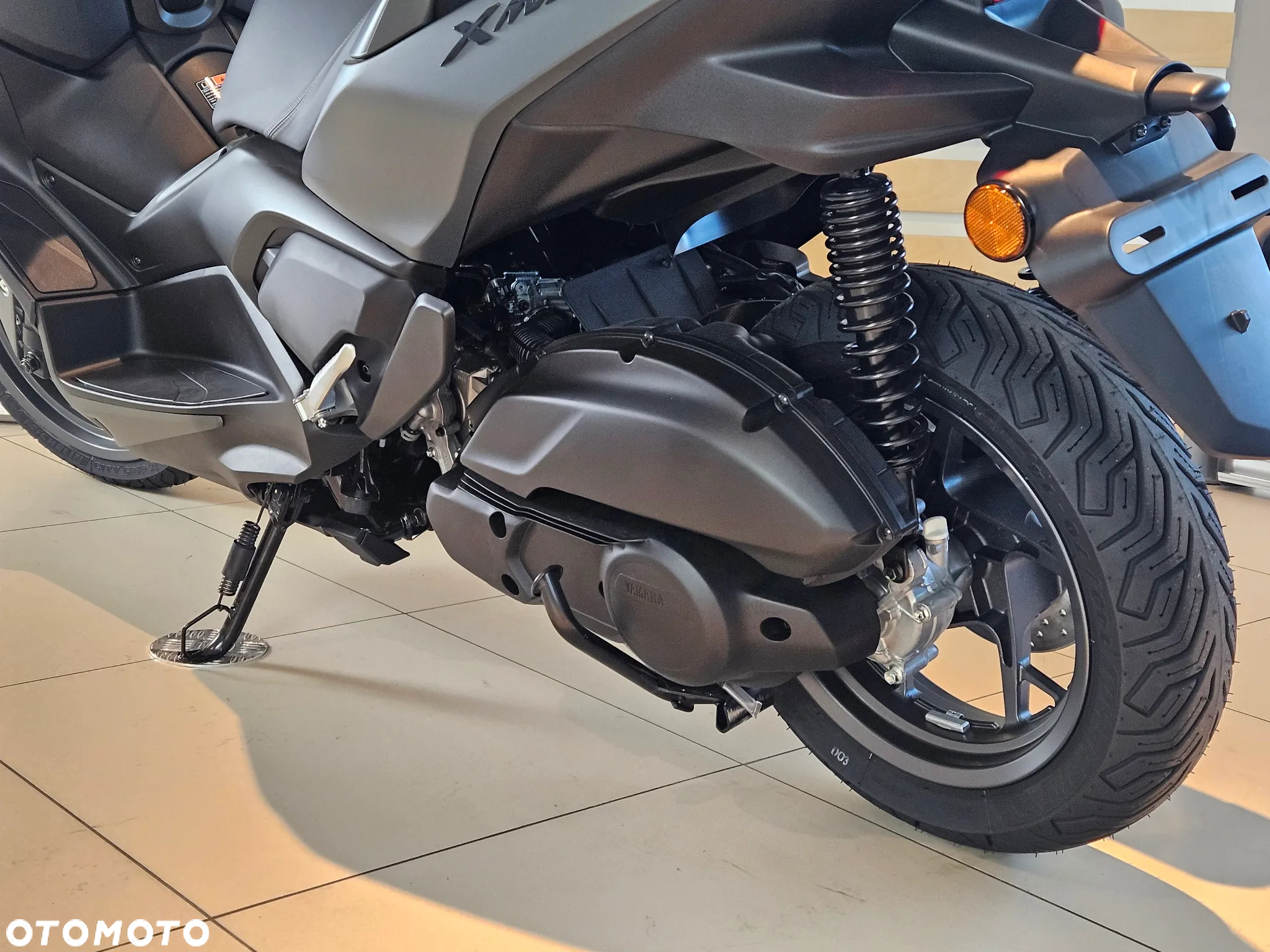 Yamaha X-max - 8