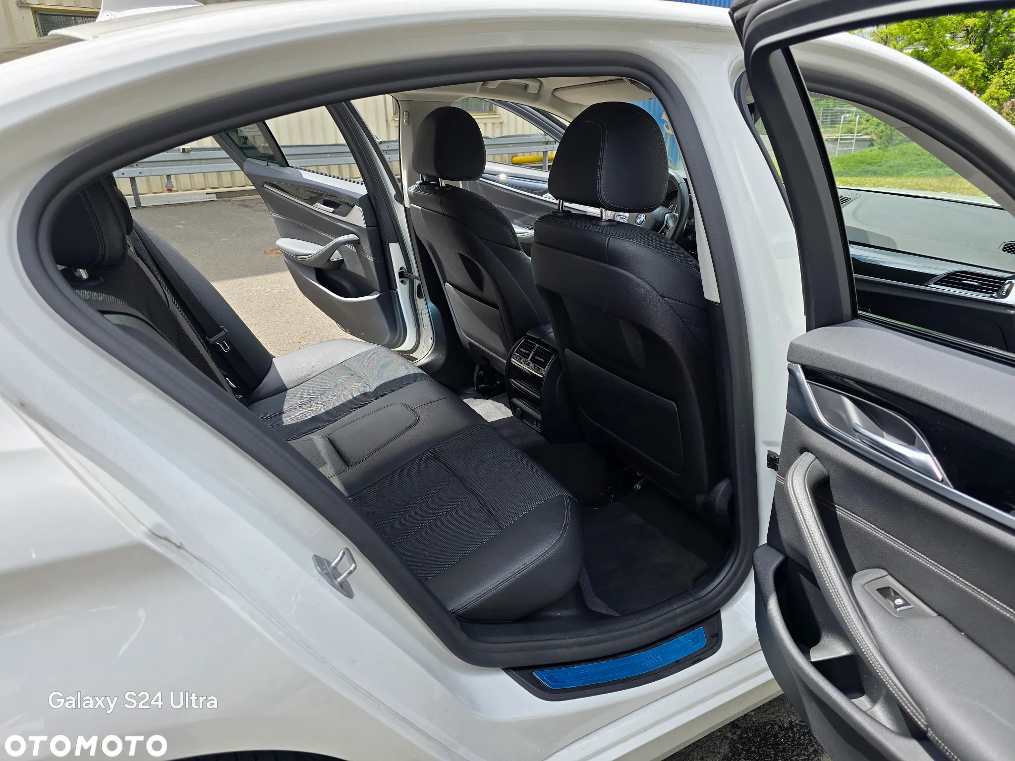 BMW Seria 5 530e iPerformance Luxury Line sport - 12