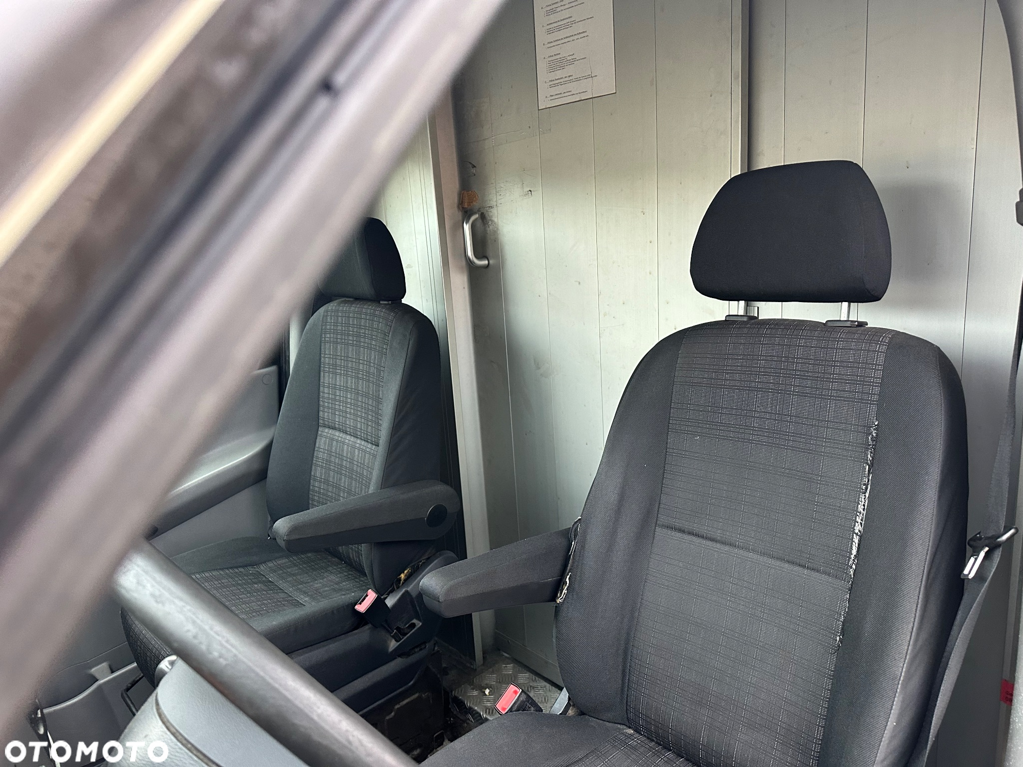 Mercedes-Benz SPRINTER - 24
