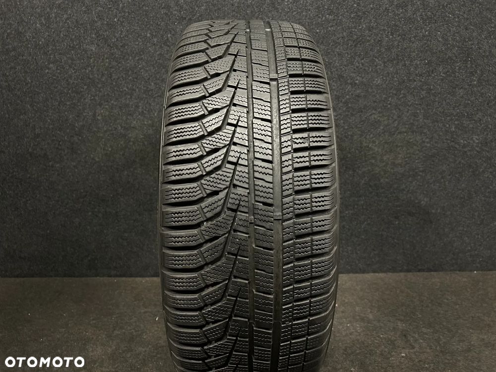 Hankook Winter Icept EVO2 215/55/17 98V XL 1szt. - 1