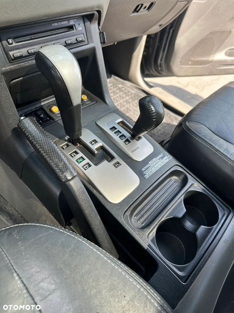 Mitsubishi Pajero 3.2 DID - 16