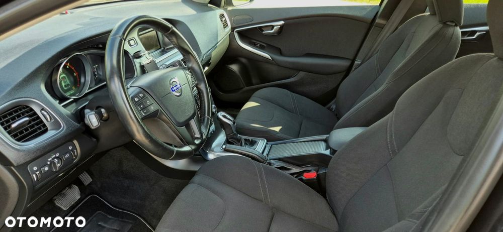 Volvo V40 D2 Powershift Momentum - 12