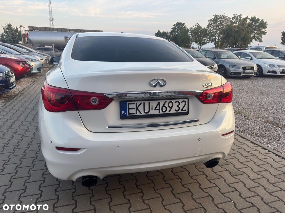 Infiniti Q50 2.0t Premium Executive - 8