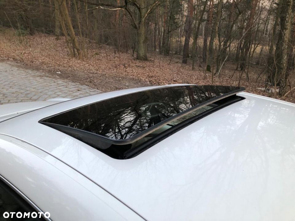 Mercedes-Benz CLK - 12
