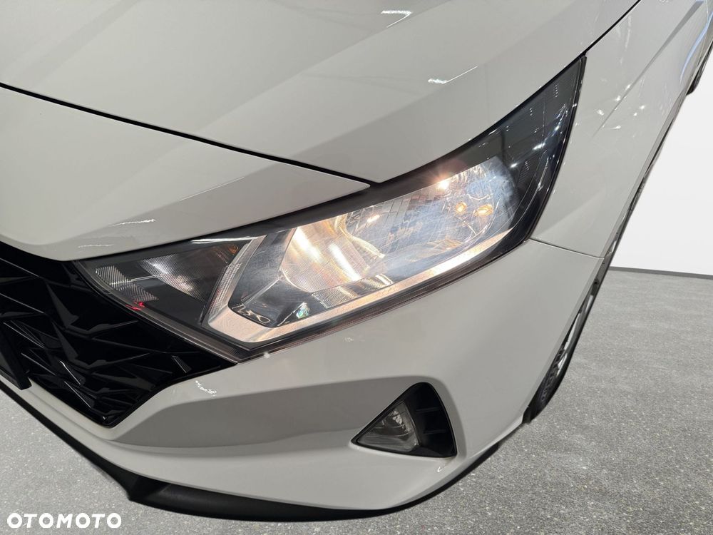 Hyundai i20 - 10