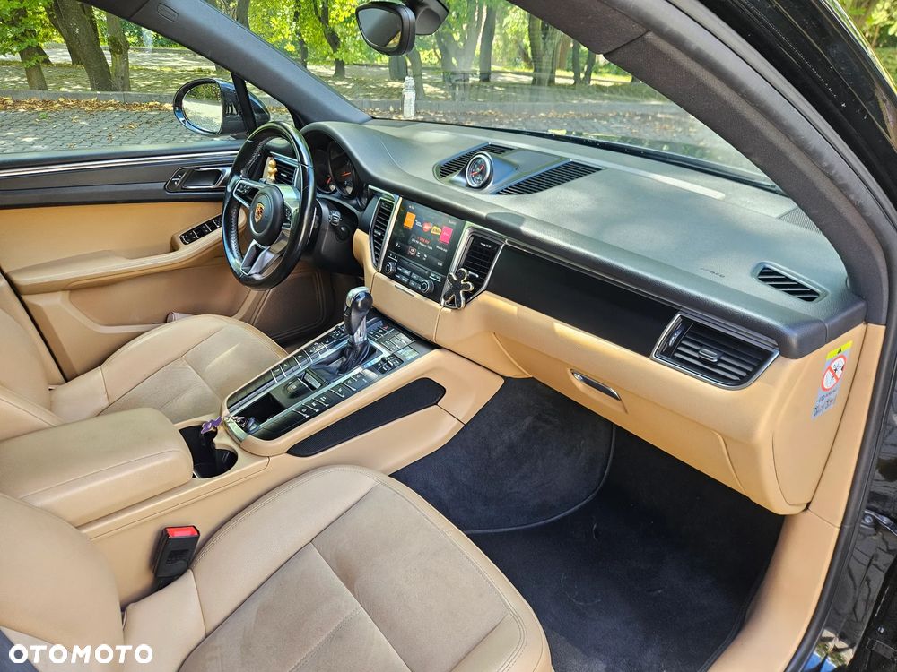 Porsche Macan Standard - 8