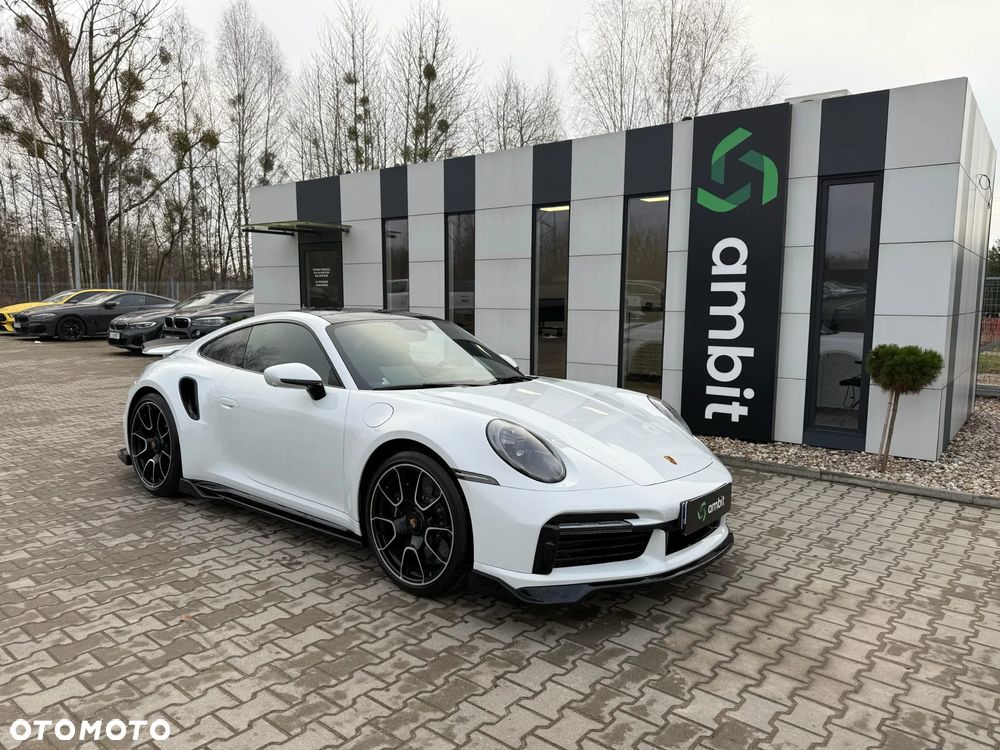Porsche 911 Turbo S - 1