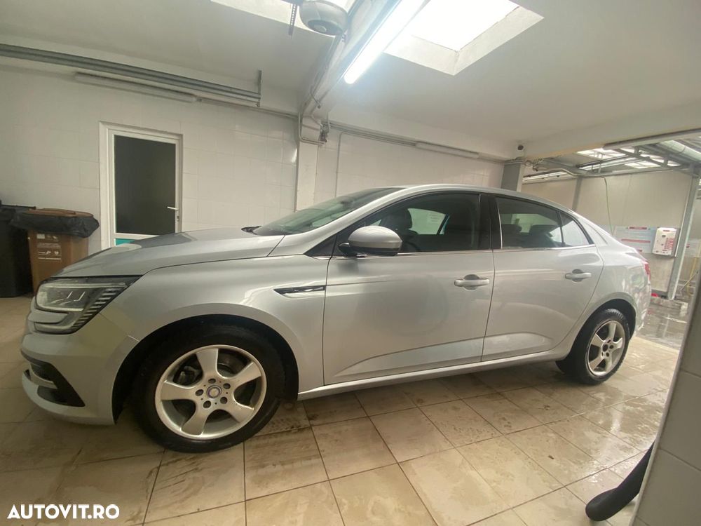 Renault Megane TCe GPF Intens - 14