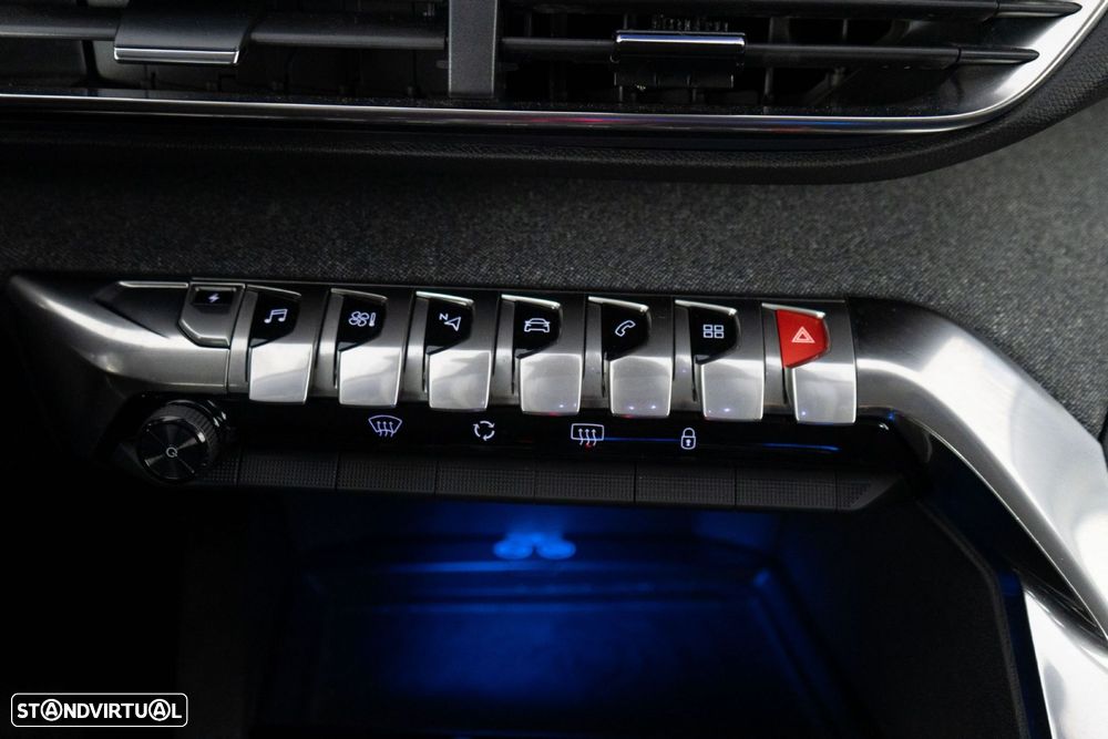 Peugeot 3008 1.6 Hybrid Allure e-EAT8 - 28