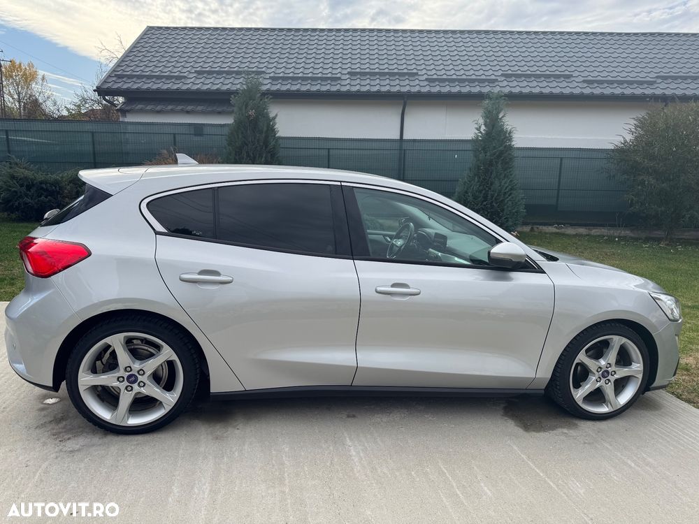 Ford Focus 1.0 EcoBoost Active - 4