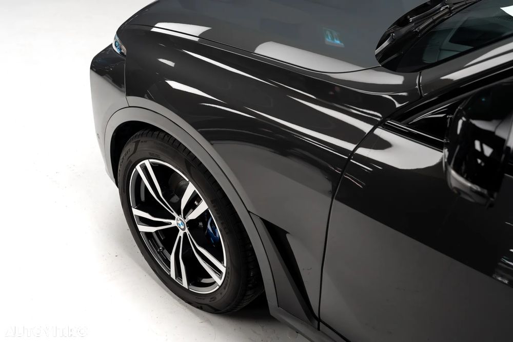 BMW X7 M60i xDrive AT MHEV - 11