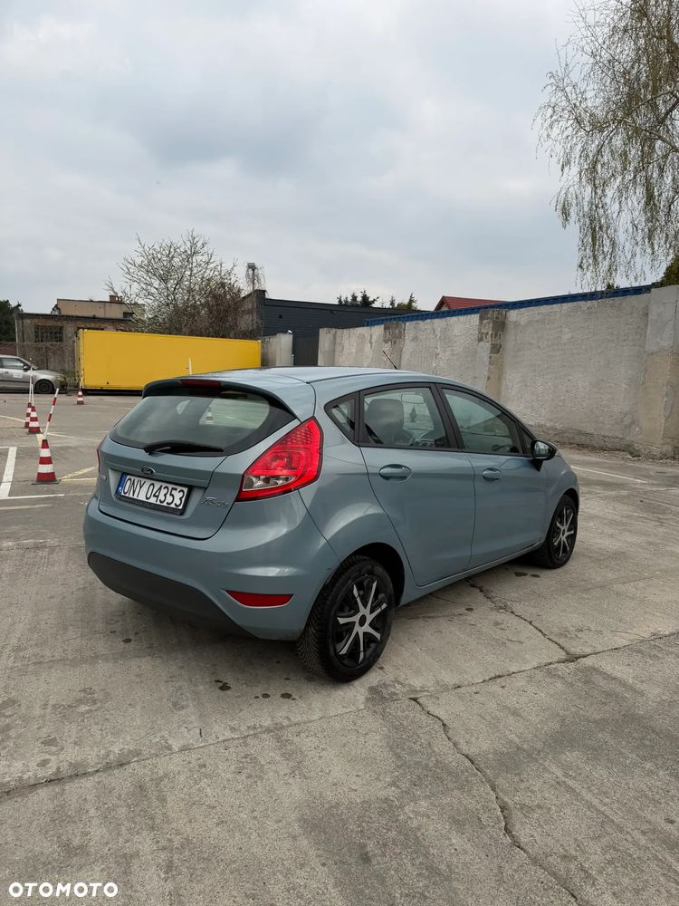 Ford Fiesta 1.4 TDCI - 6