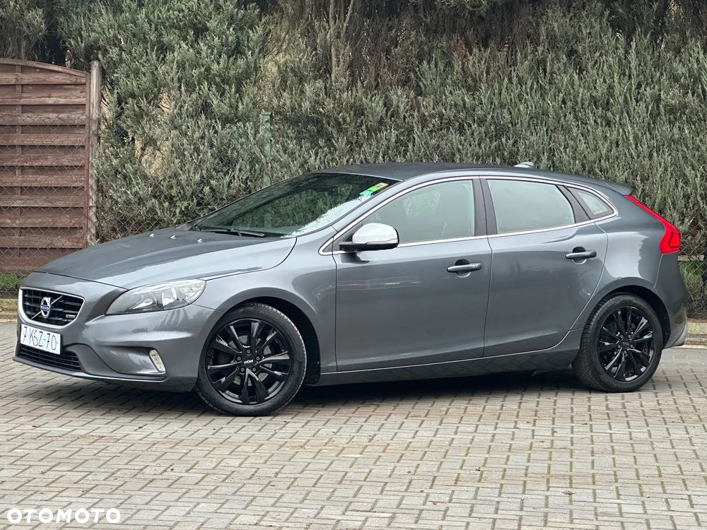 Volvo V40 D2 R Design - 7