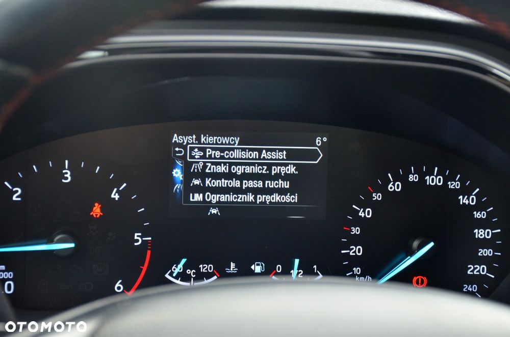 Ford Focus SW 2.0 TDCi ST-Line Black ASS PowerShift - 39