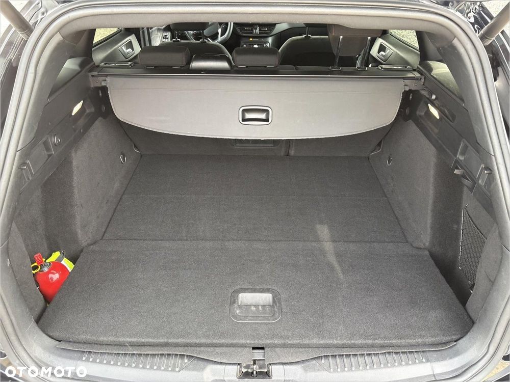 Ford Focus 1.0 EcoBoost mHEV ST-Line X - 15