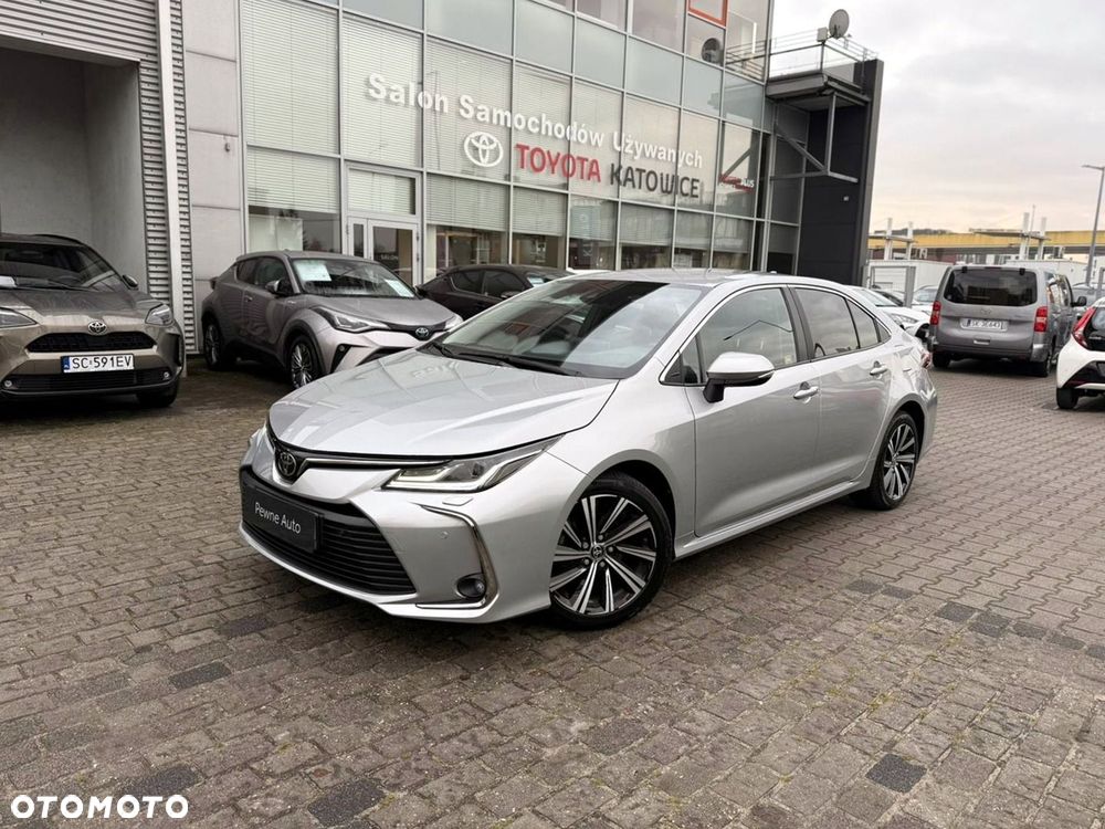Toyota Corolla - 1