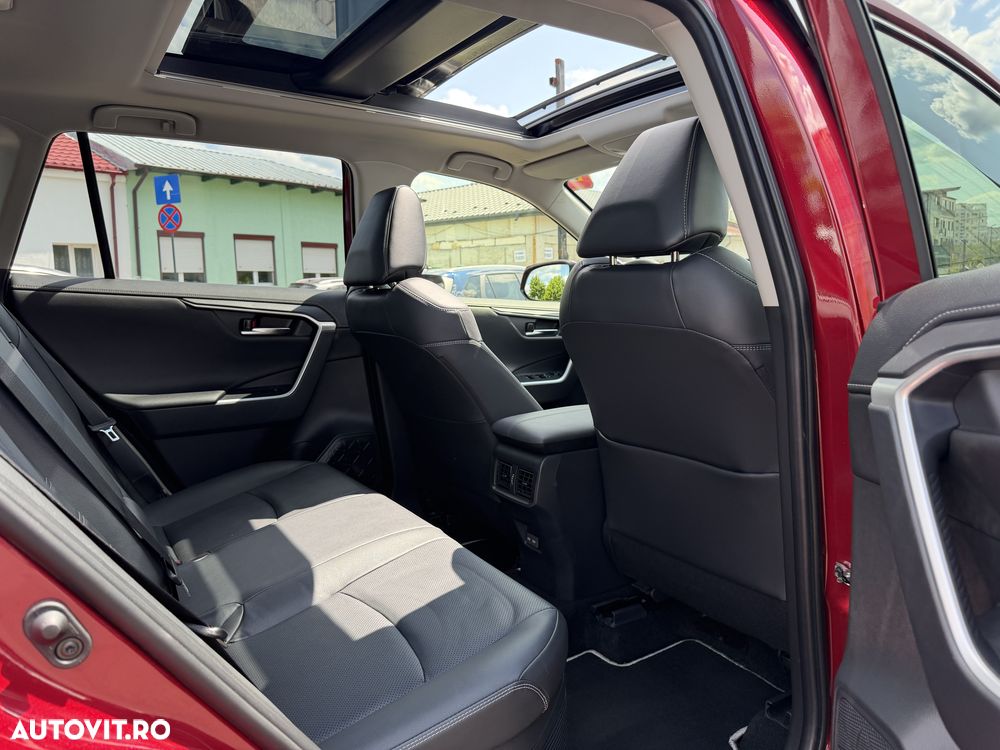 Toyota RAV4 2.5 VVT-iE 4x4 Luxury - 13