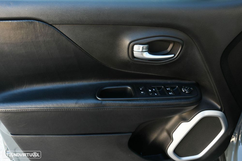 Jeep Renegade 1.6 MJD Limited - 23