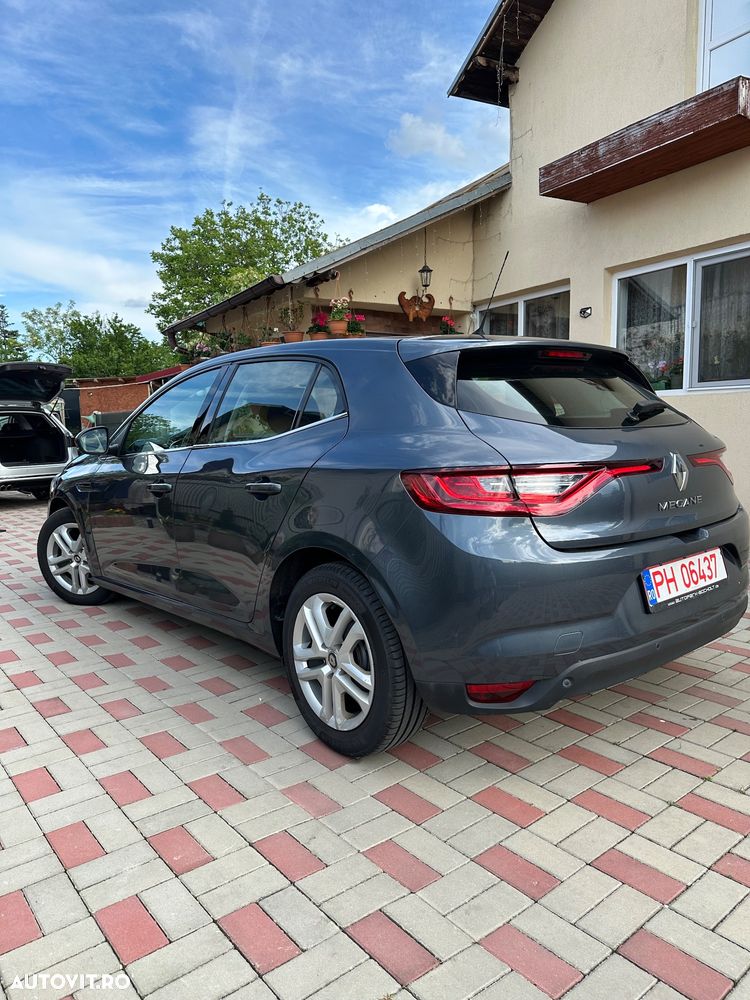 Renault Megane BLUE dCi Zen - 5