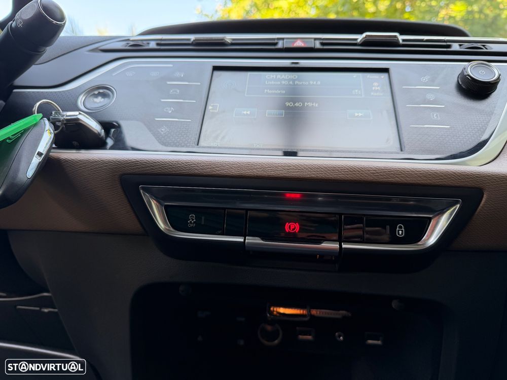 Citroën C4 Grand Picasso 1.6 e-HDi Collection ETG6 J17 - 55