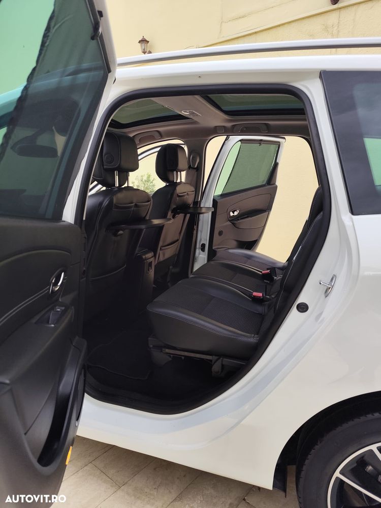 Renault Grand Scenic - 8
