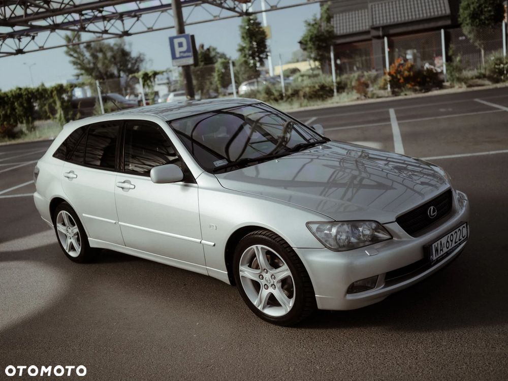 Lexus IS 200 SC Prestige - 7