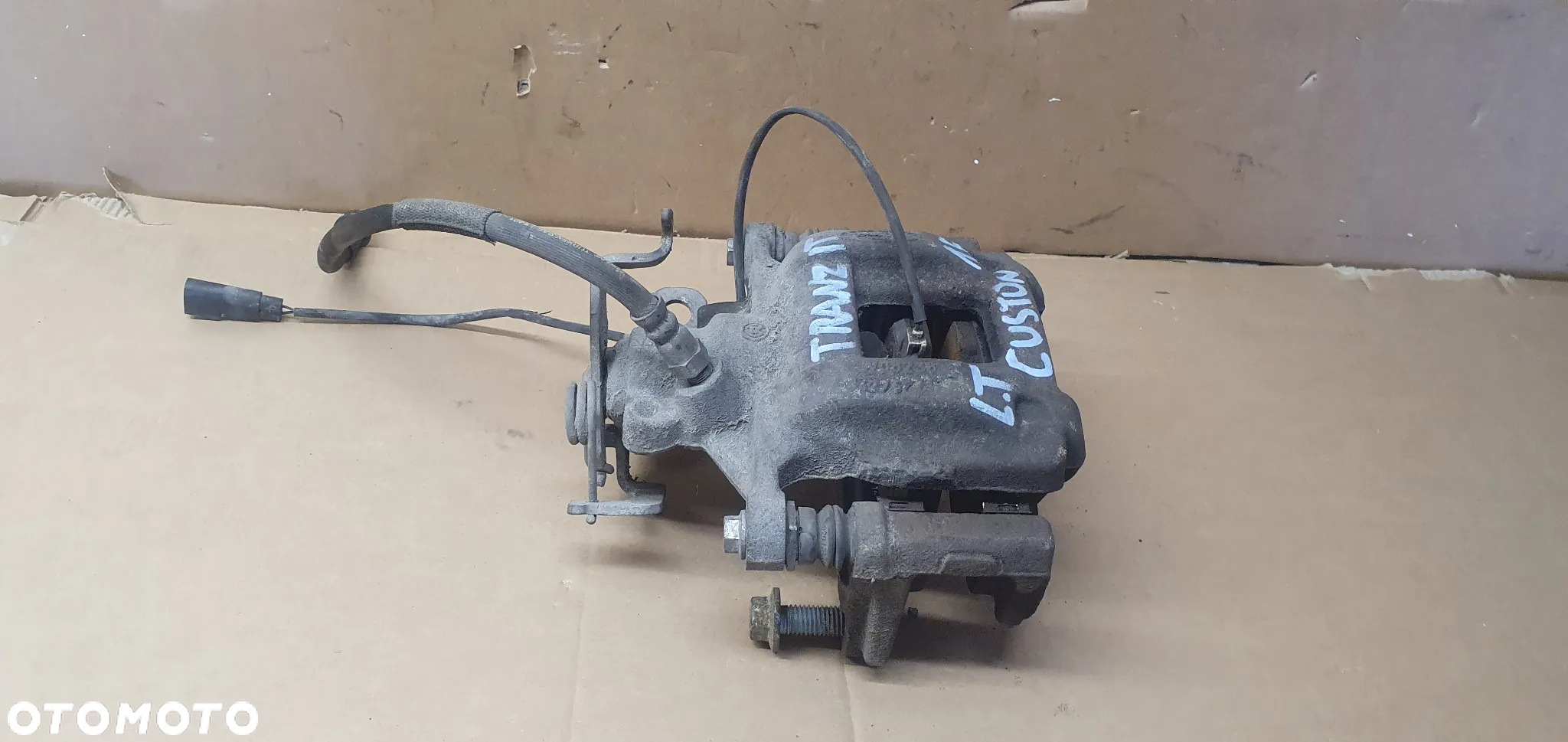 Zacisk hamulcowy lewy tył tylny lewy Ford Transit Custom MK8 - 2