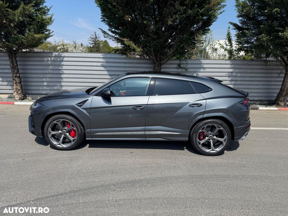Lamborghini URUS - 4