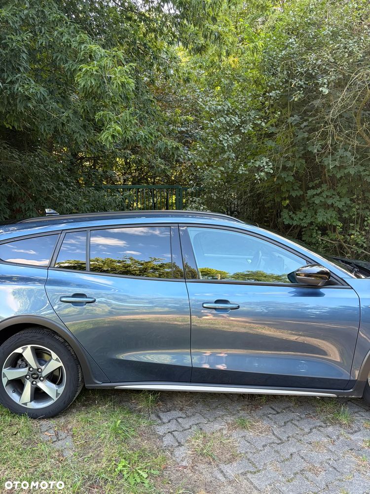 Ford Focus 1.0 EcoBoost Active - 5