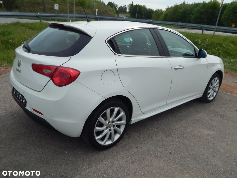 Alfa Romeo Giulietta 1.4 TB Distinctive - 9