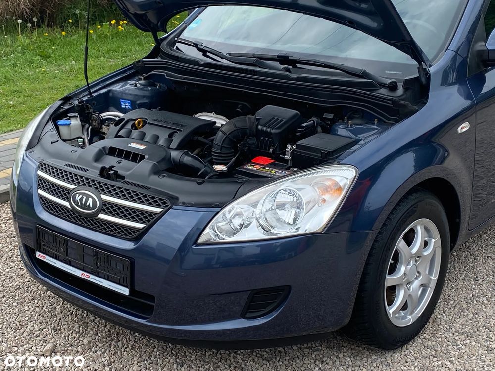 Kia Ceed 1.4 CVVT Attract - 6
