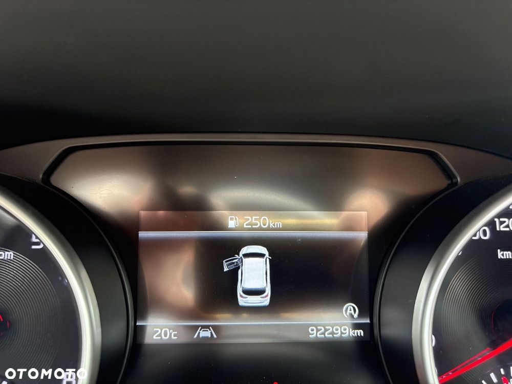 Kia Ceed - 14