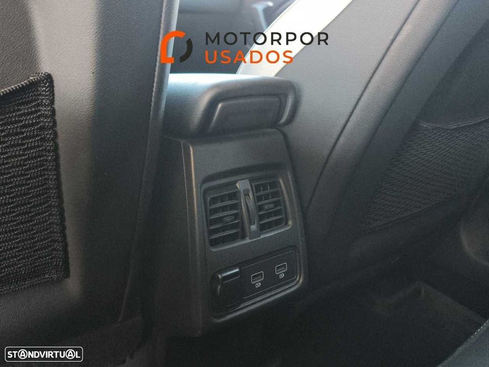 Renault Captur 1.0 TCe Intens - 26
