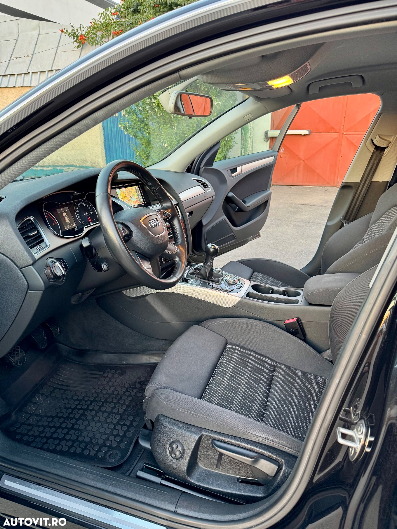 Audi A4 Avant 2.0 TDI - 8