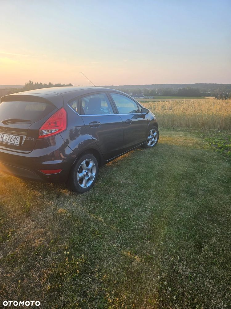 Ford Fiesta 1.25 Titanium - 12