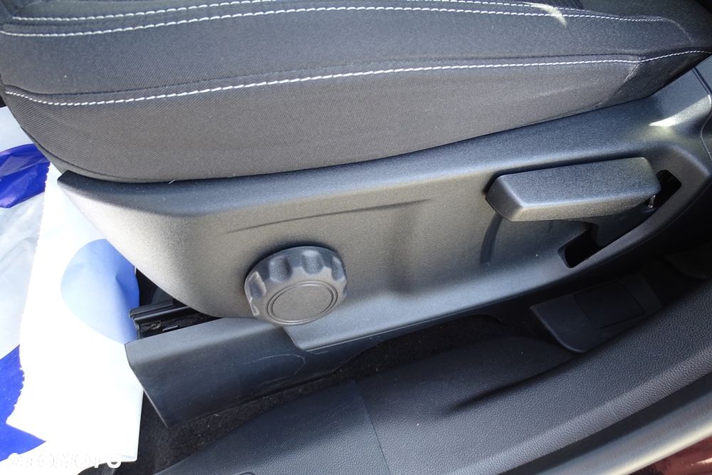 Ford Kuga 2.5 Duratec FHEV 4x4 TITANIUM X - 25