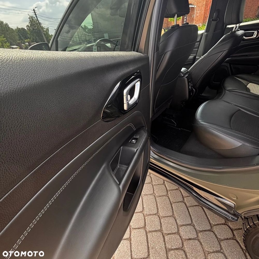 Jeep Compass - 16