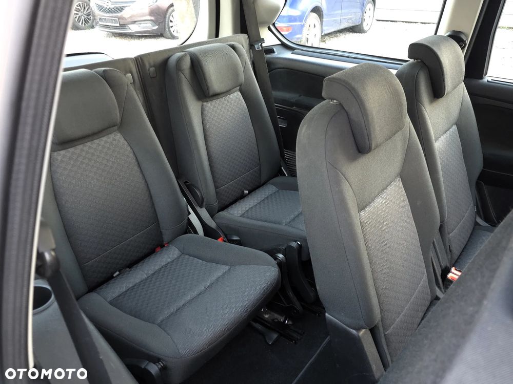 Ford Galaxy 2.0 Ghia - 14