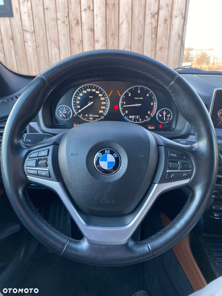 BMW X5 - 6