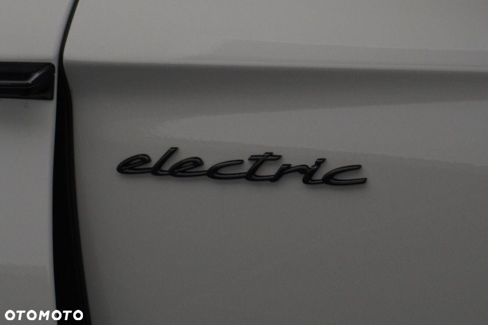 Porsche Taycan 105kWh 4S Performance Plus - 9