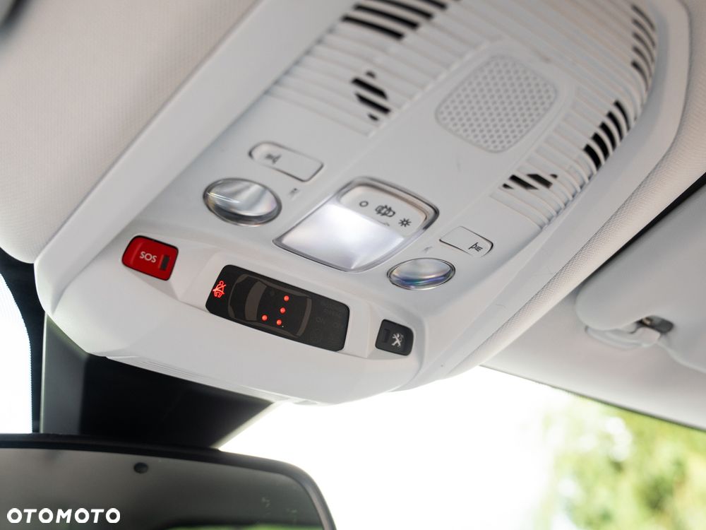 Peugeot 3008 1.2 PureTech Allure - 39