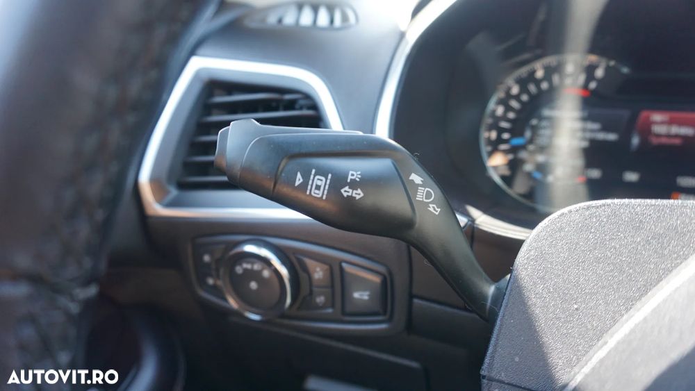 Ford Edge 2.0 TDCi Powershift Sport - 22