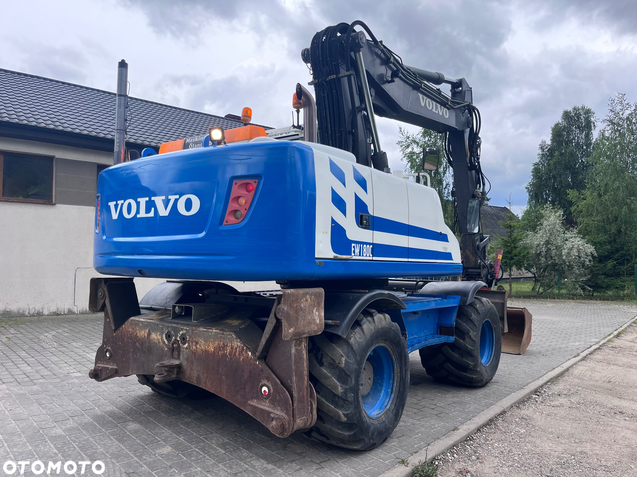 Volvo EW180C - 6