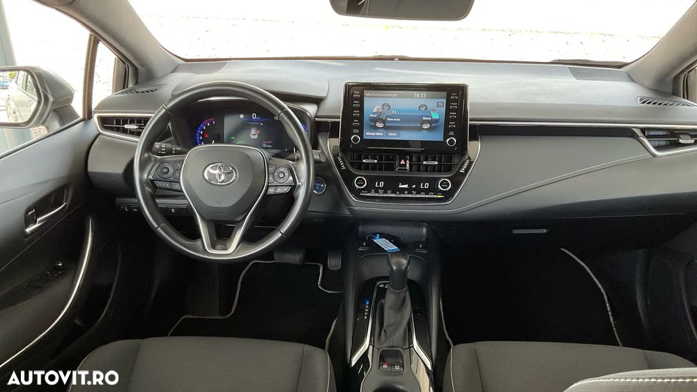 Toyota Corolla 1.8 HSD Dynamic - 10
